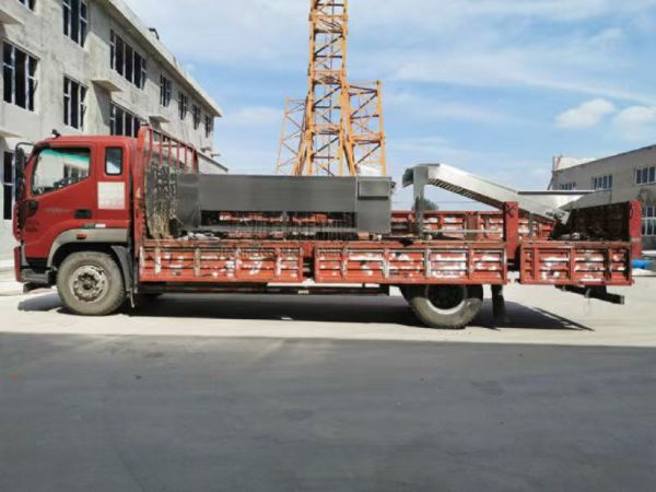 廣西北流市果蔬加工迎來新裝備：滾杠式分級機(jī)成功交付